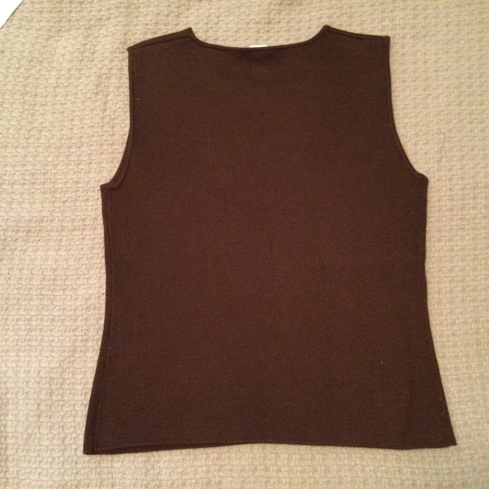 Brand new Erik Spencer Woman’s Sweater vest. Extremely good condition. Size L.